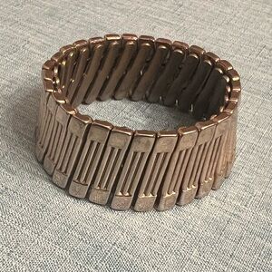 Vintage Bergere gold tone accordion stretch bracelet